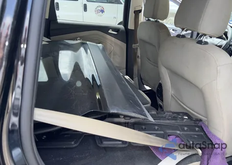 2017 Ford Escape Se z USA, uszkodzony, nr VIN 1FMCU0GD6HUB01697